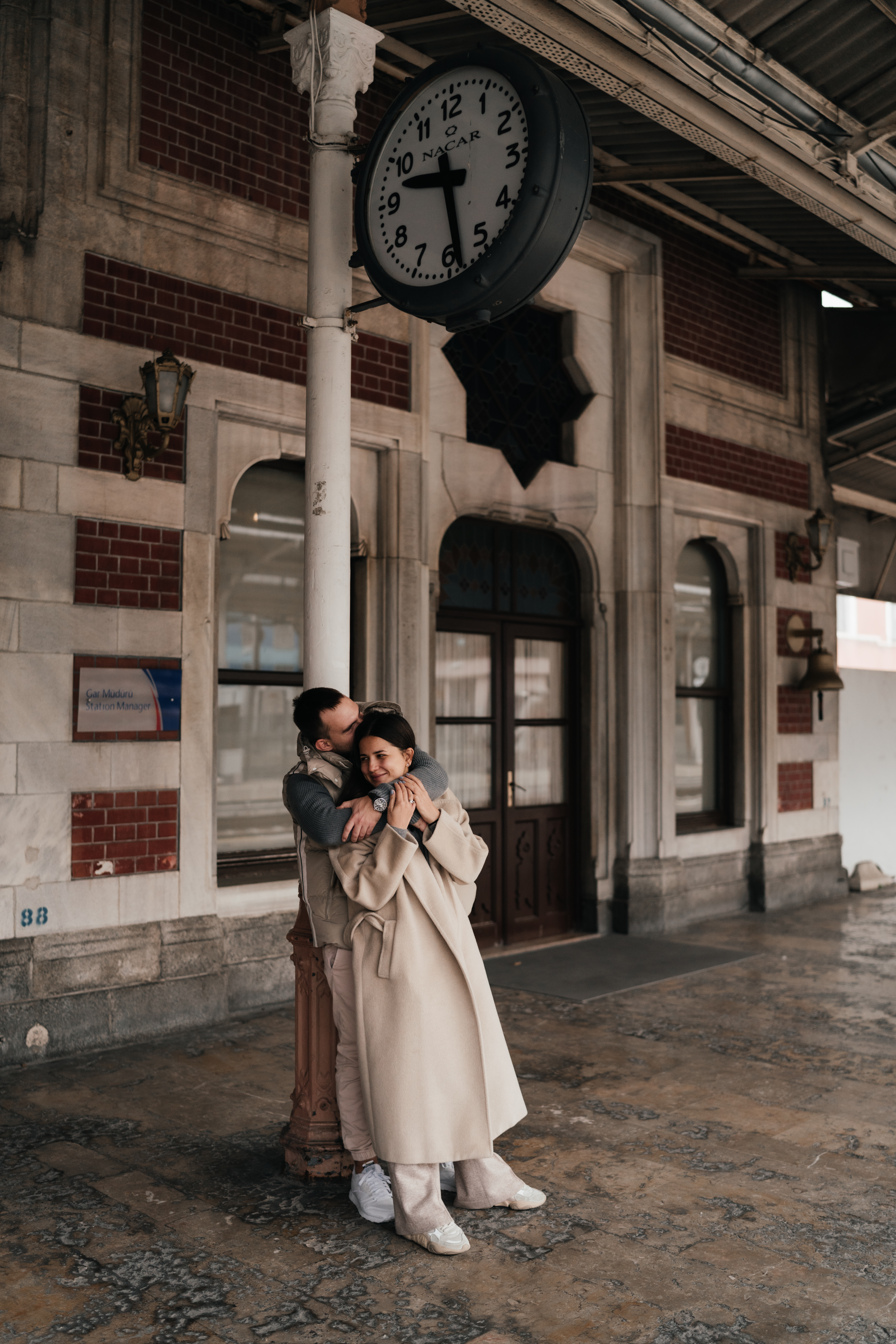 Ilya and Alina, the couple behind Vera